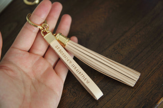 Personalized Gift for Her, Name keychain, Mothers Day Gift, Leather Tassel Keychain, inital Tassel Keychain